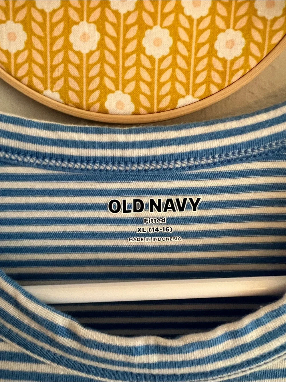 XL (14/16) | Old Navy Fitted Blue & White Striped Crewneck Tee